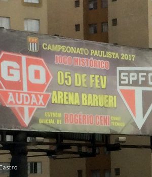 Outdoor do jogo entre Audax e São Paulo contém propaganda enganosa