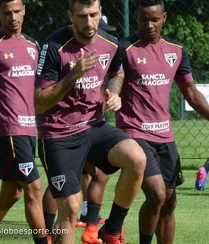 Lucas Pratto não está contundido! Veja possível escalação Tricolor: