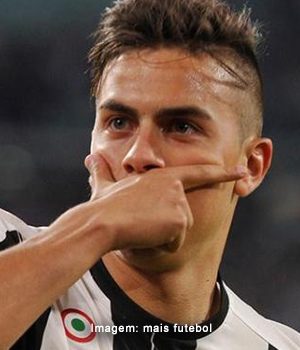 Dybala, astro da Juve, revela que teve camisa do São Paulo em sua coleção