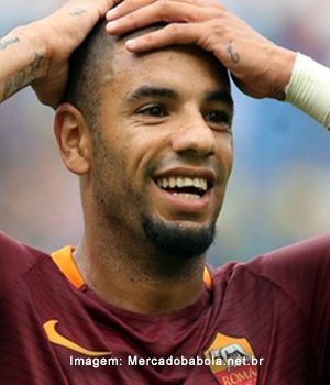 Bruno Peres: contratação de risco para a lateral direita do Tricolor?