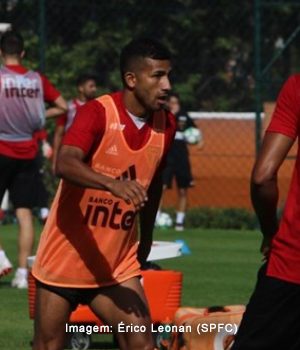 Com números discretos, a missão de João Rojas é ser decisivo no Tricolor!