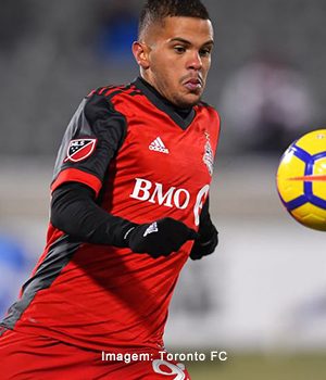 Toronto FC deverá contar com lateral Auro em definitivo, para 2019