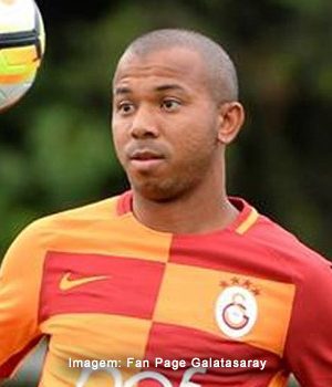 São Paulo mira a contratação de Mariano, lateral do Galatasaray