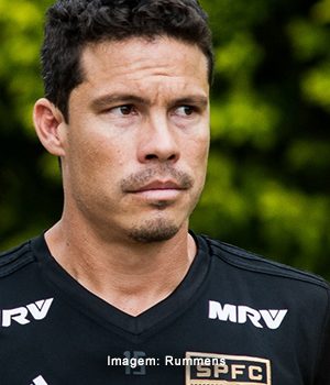 Profeta a longo prazo: por que São Paulo ‘poupa’ Hernanes no começo do ano?