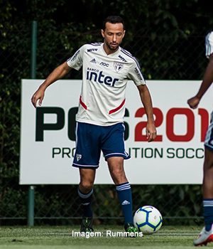 São Paulo deve promover “meio time” novo para o clássico. Veja escalação: