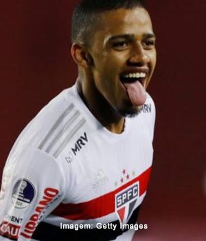 São Paulo pode acertar retorno de atacante Made In Cotia para 2026