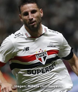 O forte desabafo de Calleri precisa virar “divisor de águas” na temporada