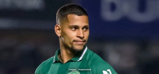 Por que o São Paulo foi atrás do lateral Maílton, da Chapecoense?