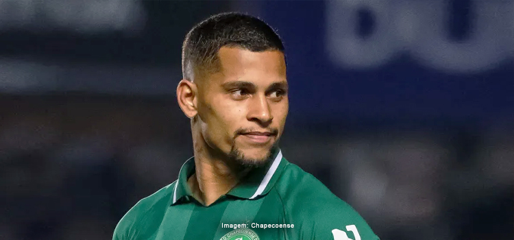 Por que o São Paulo foi atrás do lateral Maílton, da Chapecoense?