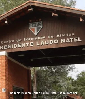 São Paulo coloca quatro jogadores para “correr” em Cotia e aguarda propostas