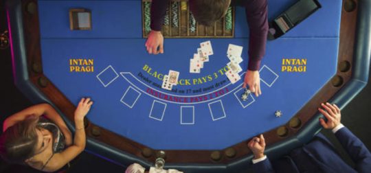 As melhores estratégias para aumentar suas chances no blackjack