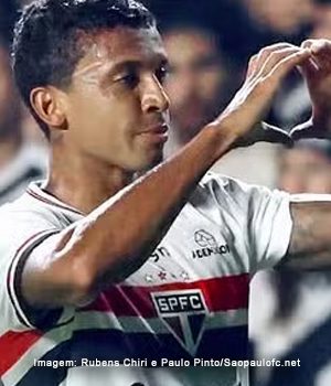 Discurso de Luiz Gustavo revela o que pensa o elenco sobre o trabalho do São Paulo em 2025