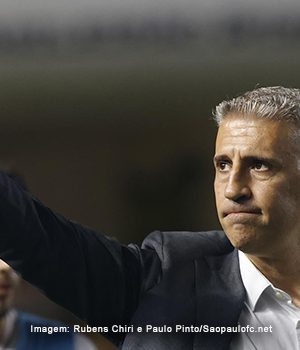 Crespo é direto sobre a base: “não é porque veio de Cotia que tem de jogar”