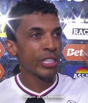 Luiz Gustavo: o cara certo no clube errado!