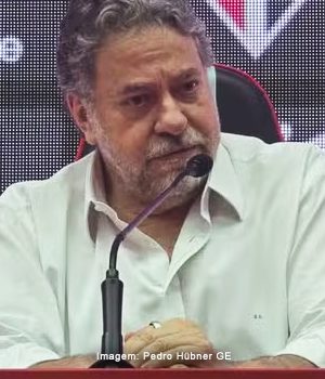 A importância de colocar o presidente Julio Casares no “olho do furacão”