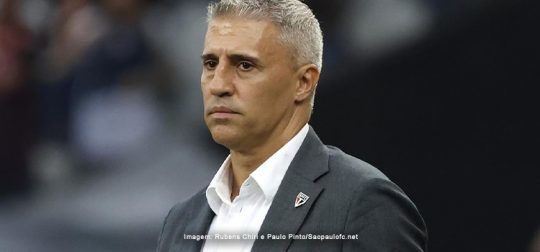 Crespo “libera” Alisson mas avisa: não quer ninguém do Corinthians!