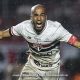 Único extraclasse do São Paulo, Lucas Moura mostrou lampejos de Europa no MorumBIS