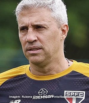 O motivo que fez o São Paulo demitir Hernán Crespo ainda no início do ano