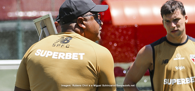 Roger usa parada para mudar esquema tático do São Paulo. Vai funcionar?