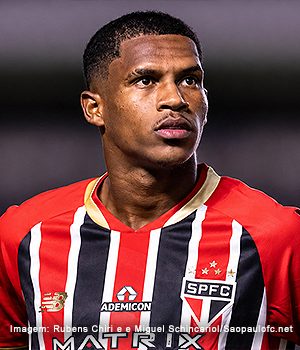 A saída de Dória é chance para Dorival testar um ótimo zagueiro da base