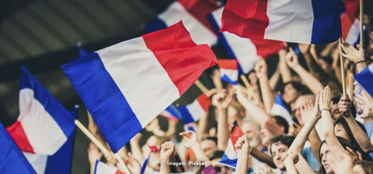 França abre as quartas com vitória