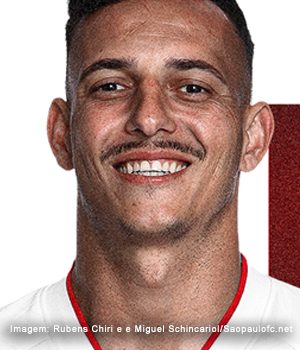 Iago: trajetória na Alemanha, títulos, bastidores e opinião sobre o novo lateral Tricolor