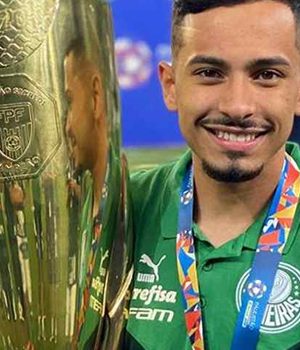 São Paulo volta suas atenções para meia ex-palmeiras livre no mercado