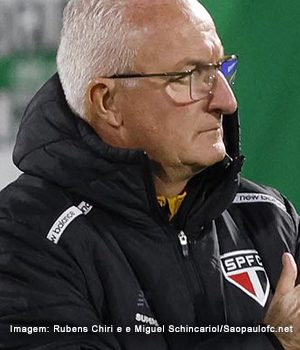 OPINIÃO Alô, Dorival: você está por um fio. É necessário mexer na equipe!