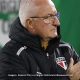 OPINIÃO Alô, Dorival: você está por um fio. É necessário mexer na equipe!