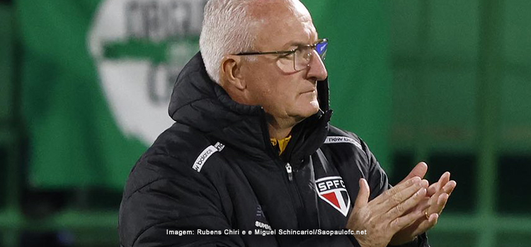 OPINIÃO Alô, Dorival: você está por um fio. É necessário mexer na equipe!