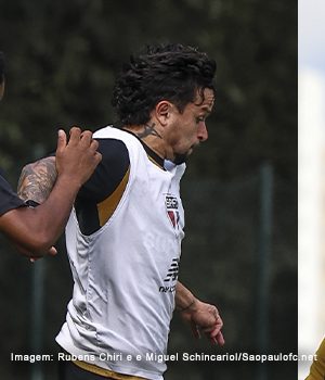 Dorival Júnior ganha duas novidades para o confronto diante do Atlético