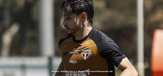 O que pensa Dorival Júnior sobre o iminente retorno de Bobadilla?
